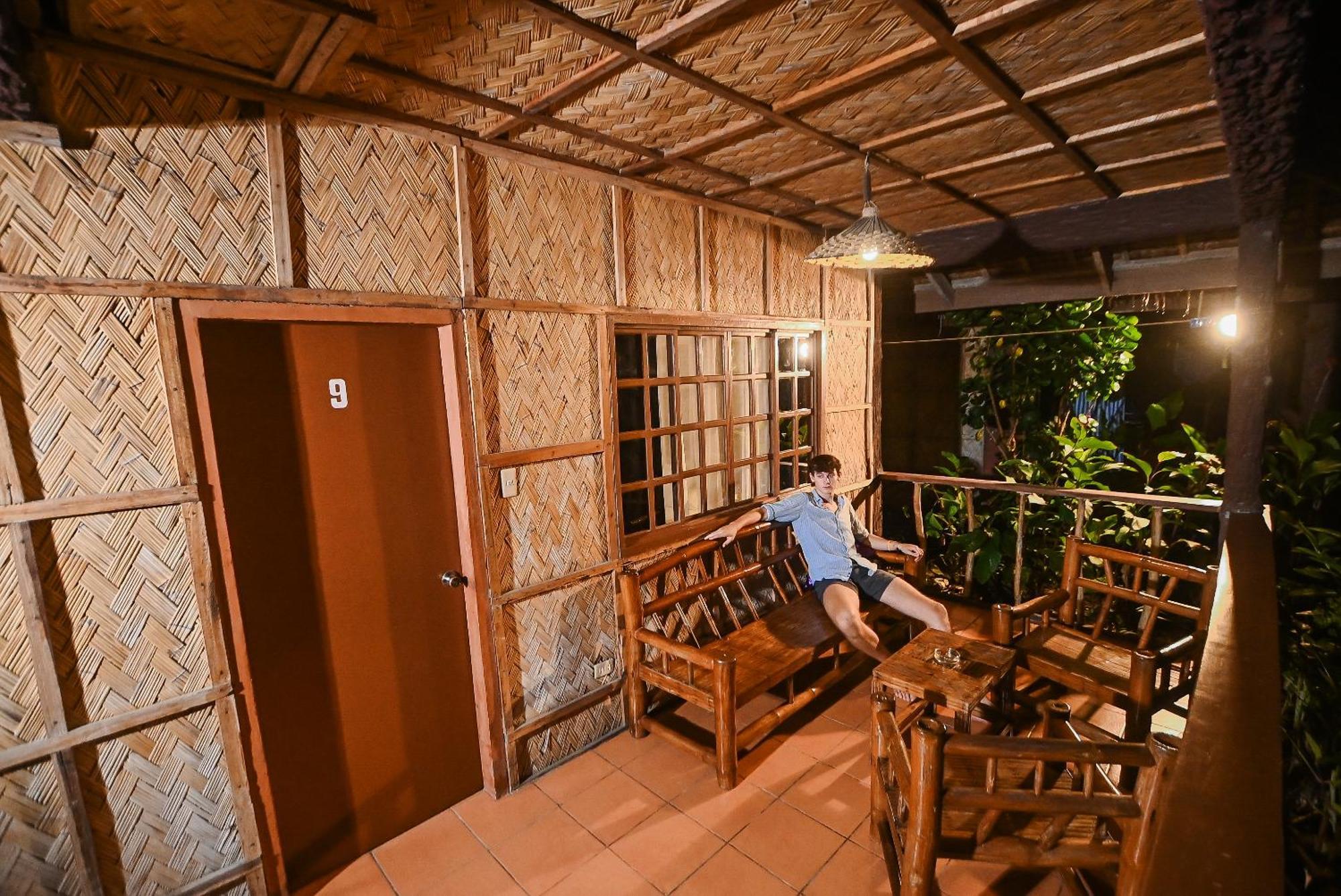 Garden Of Eden Dive Resort Puerto Galera Zewnętrze zdjęcie