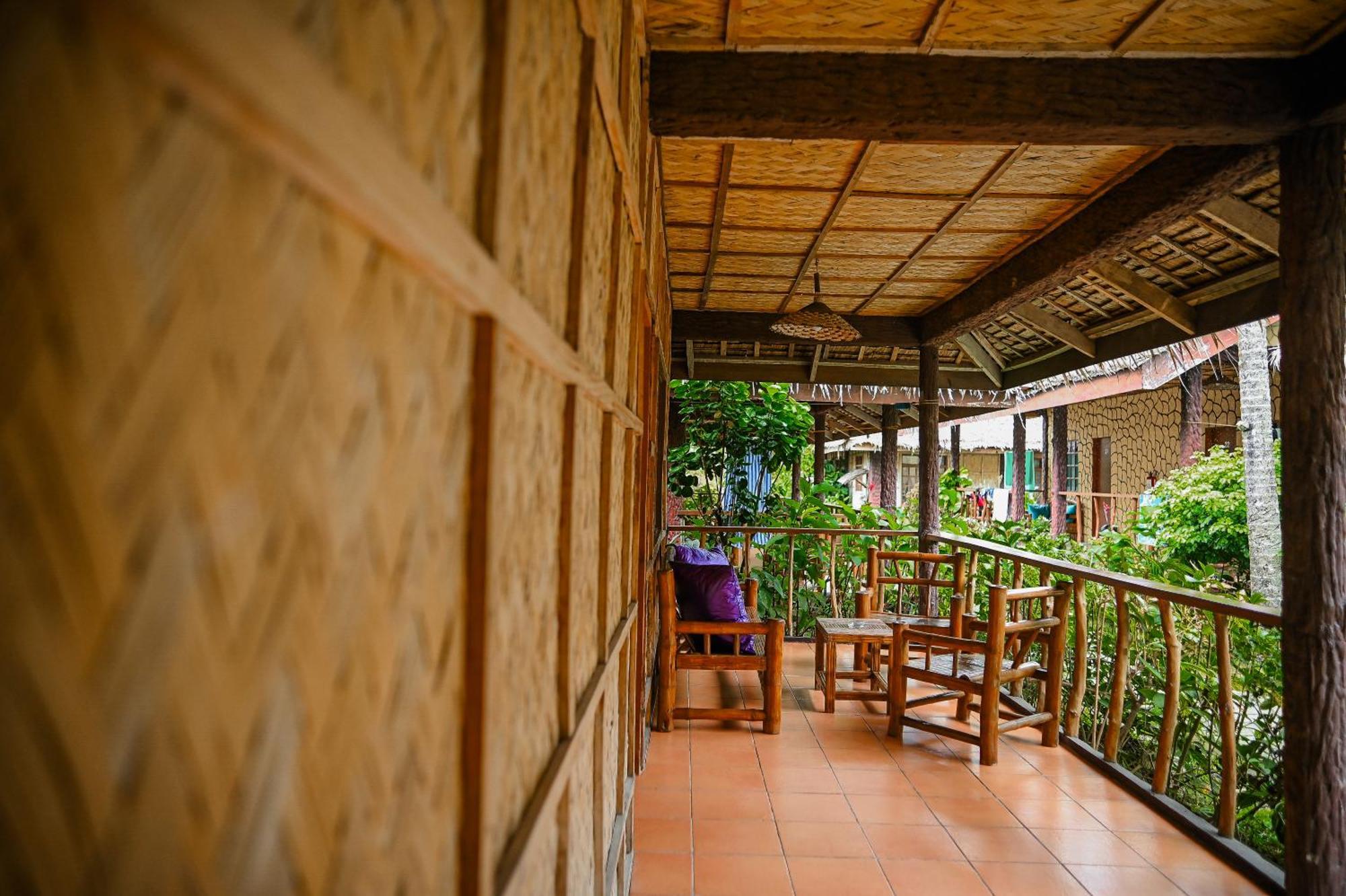 Garden Of Eden Dive Resort Puerto Galera Zewnętrze zdjęcie
